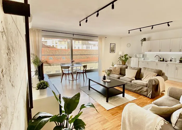 Spacious Apartment Near City Center With Balcony And Garage Parking